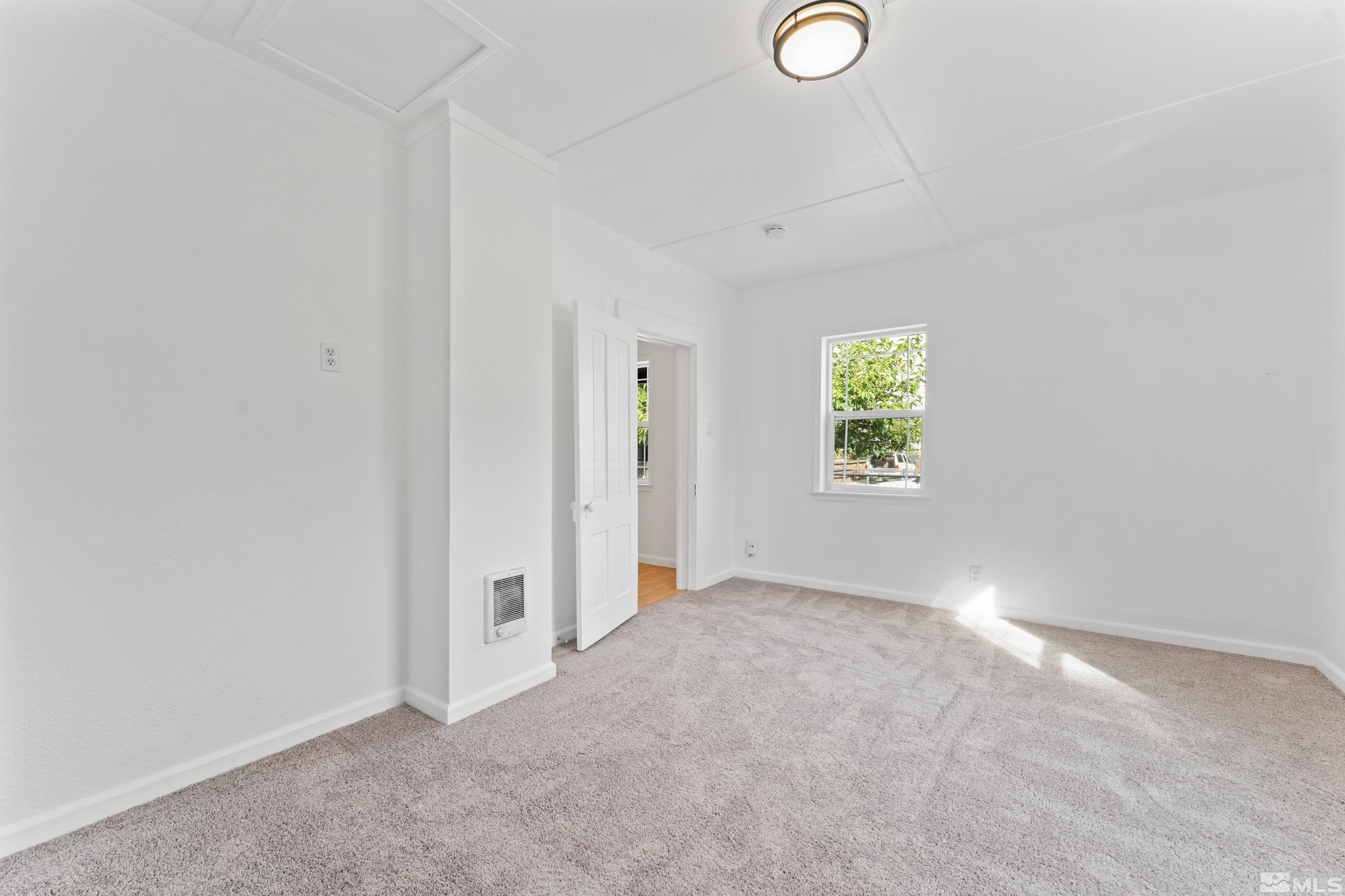517 St Sparks, NV 89431 - Photo 27 of 35 Photo 27