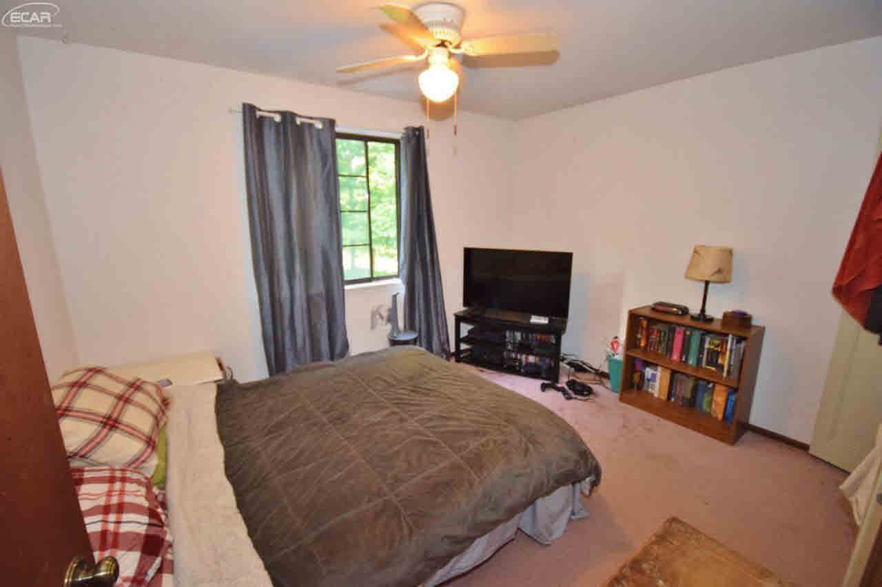 11324 White Lake Road Fenton, MI 48430 - Photo 16 of 28