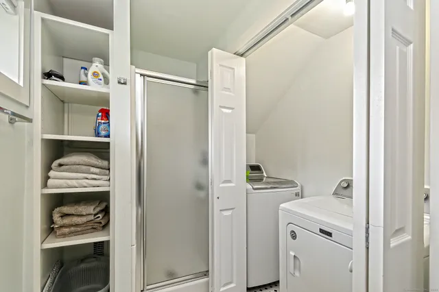 $895,000 | 23 Briarwood Drive, Old Saybrook, CT 06475