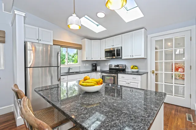 $895,000 | 23 Briarwood Drive, Old Saybrook, CT 06475