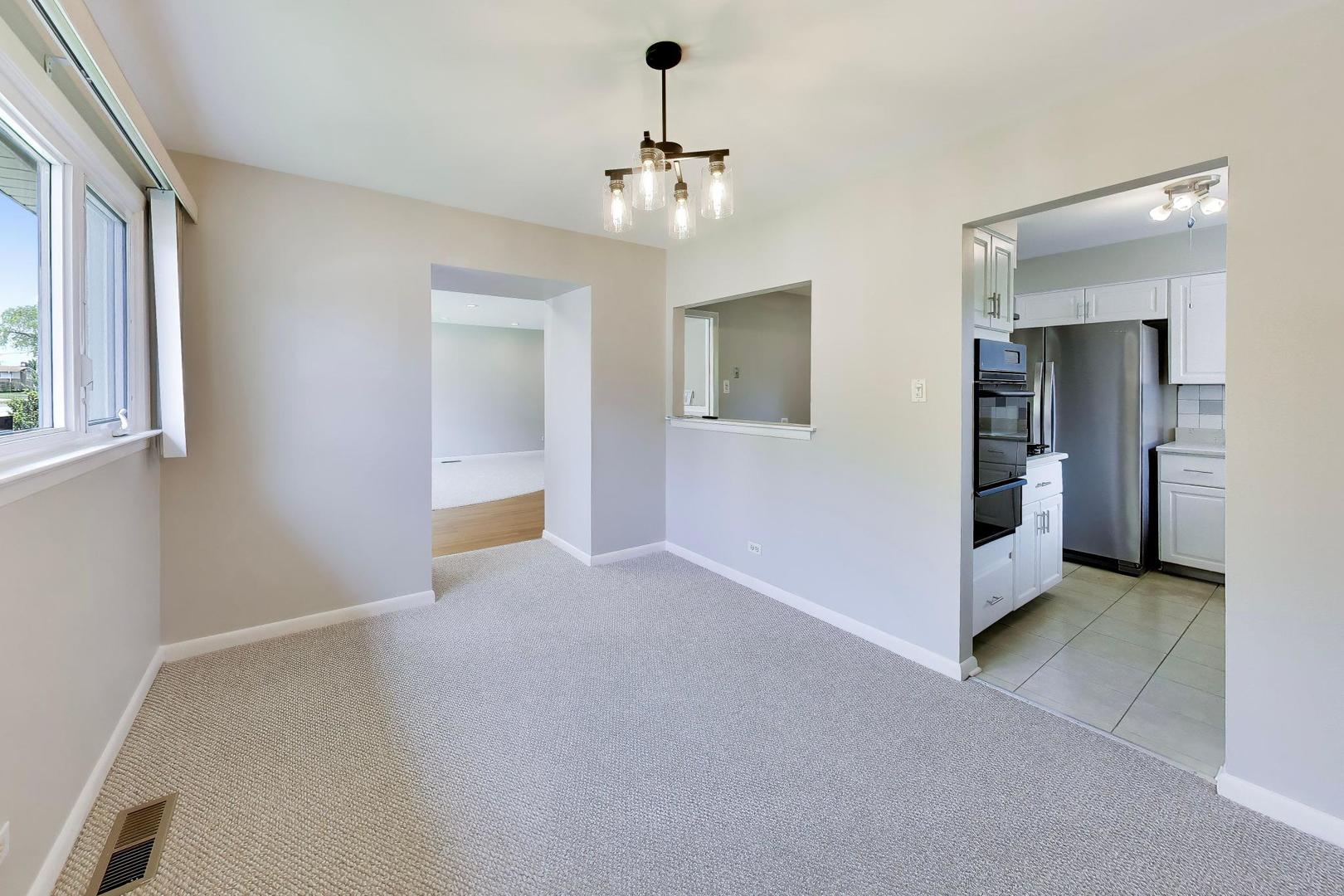 7630 Beckwith Road Morton Grove, IL 60053 - Photo 9 of 37