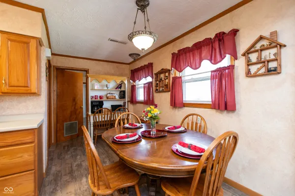 $329,900 | 831 North Drive, Seymour, IN 47274