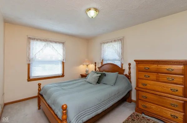 $329,900 | 831 North Drive, Seymour, IN 47274