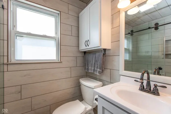 $329,900 | 831 North Drive, Seymour, IN 47274