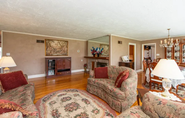 $329,900 | 831 North Drive, Seymour, IN 47274