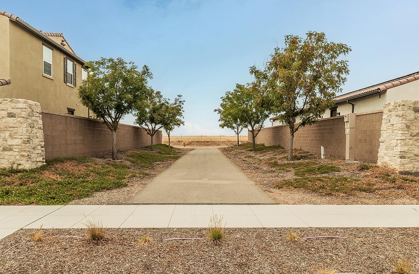 4628 Hillside Road Madera, CA 93636 - Photo 40 of 69 Gallery Image 40