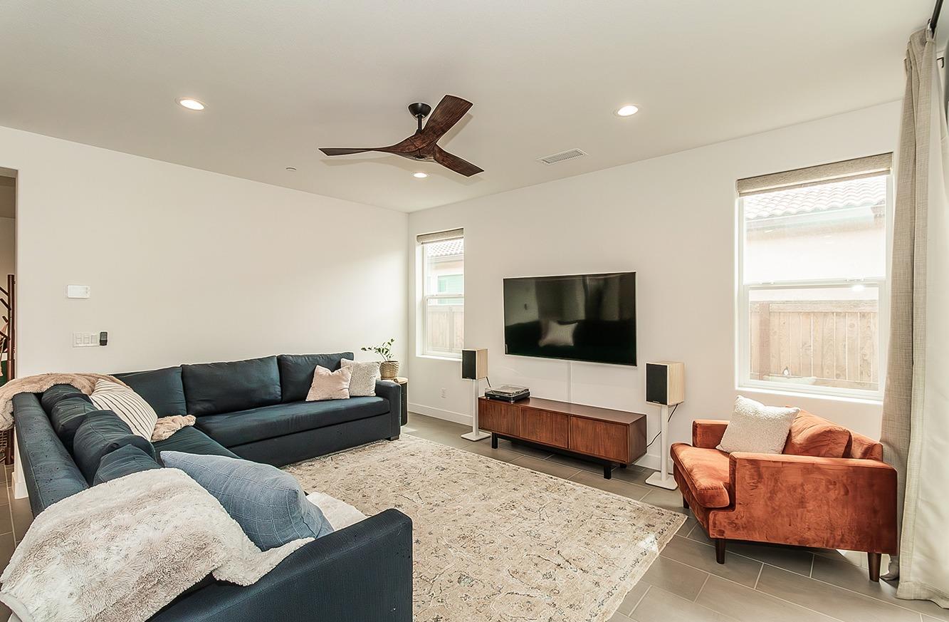4628 Hillside Road Madera, CA 93636 - Photo 10 of 69 Gallery Image 10
