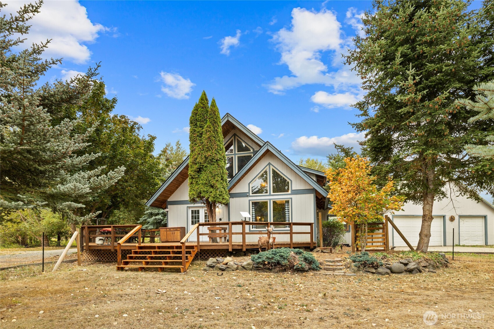 530 Hugh Banks Road Cle Elum, WA 98922 - Photo 2 of 40