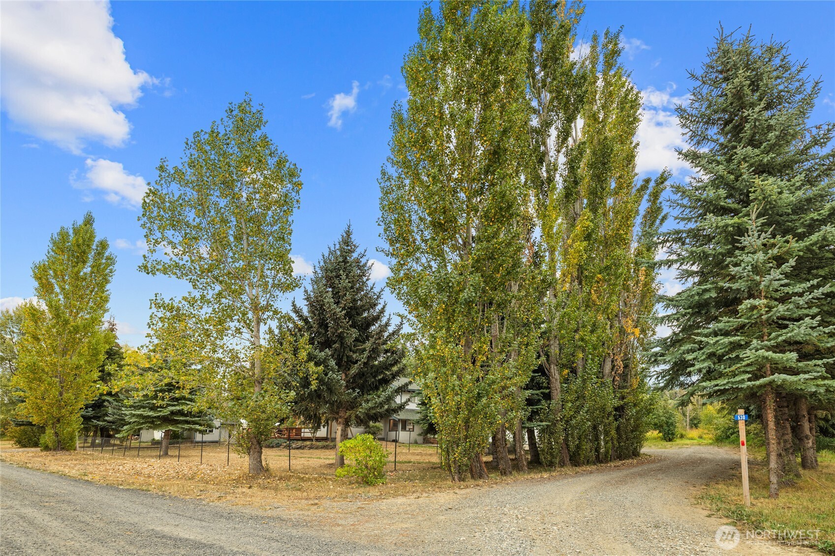 530 Hugh Banks Road Cle Elum, WA 98922 - Photo 3 of 40