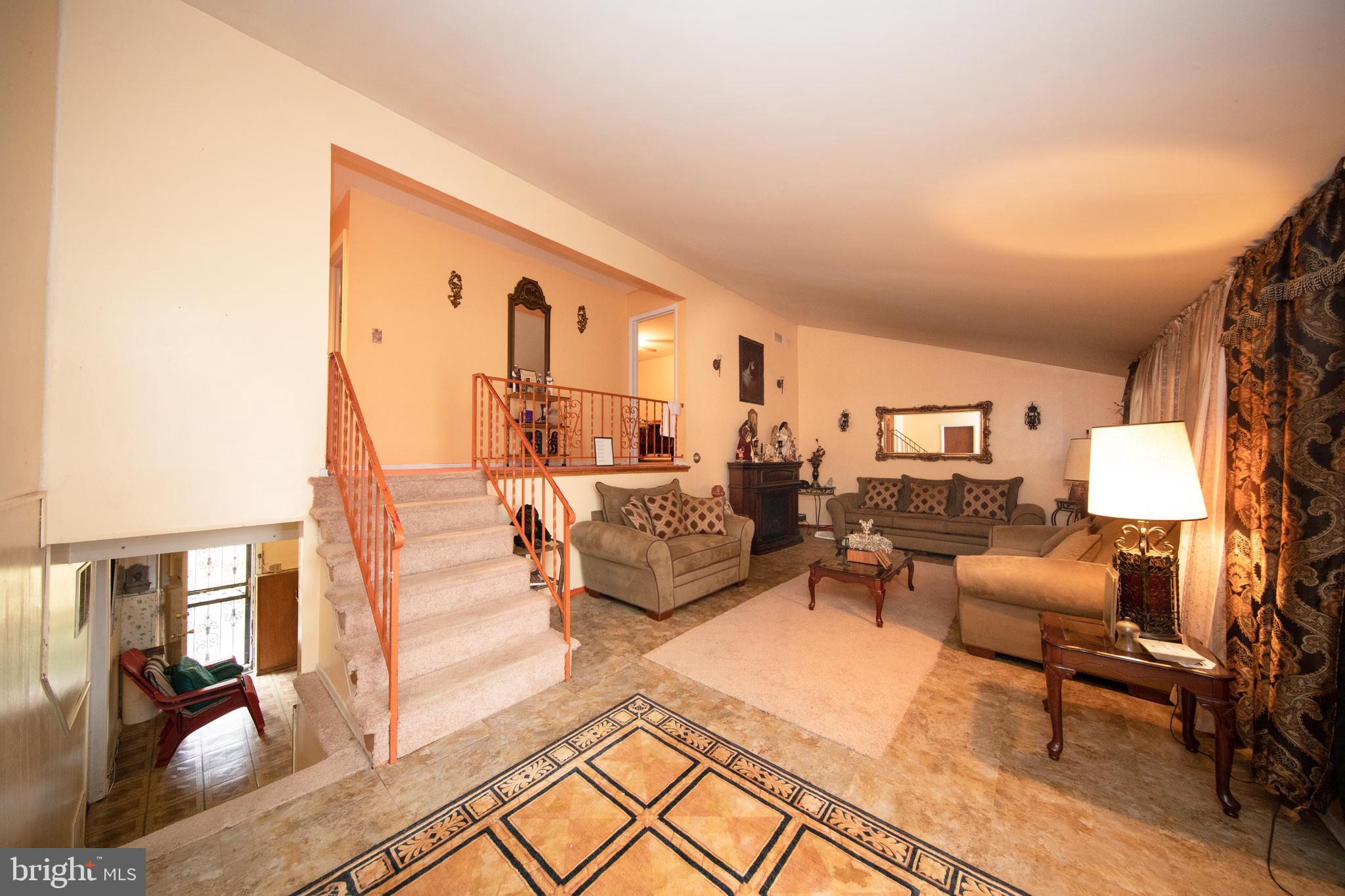 3116 Fairview Road Baltimore, MD 21207 - Photo 3 of 22 Spacious living room