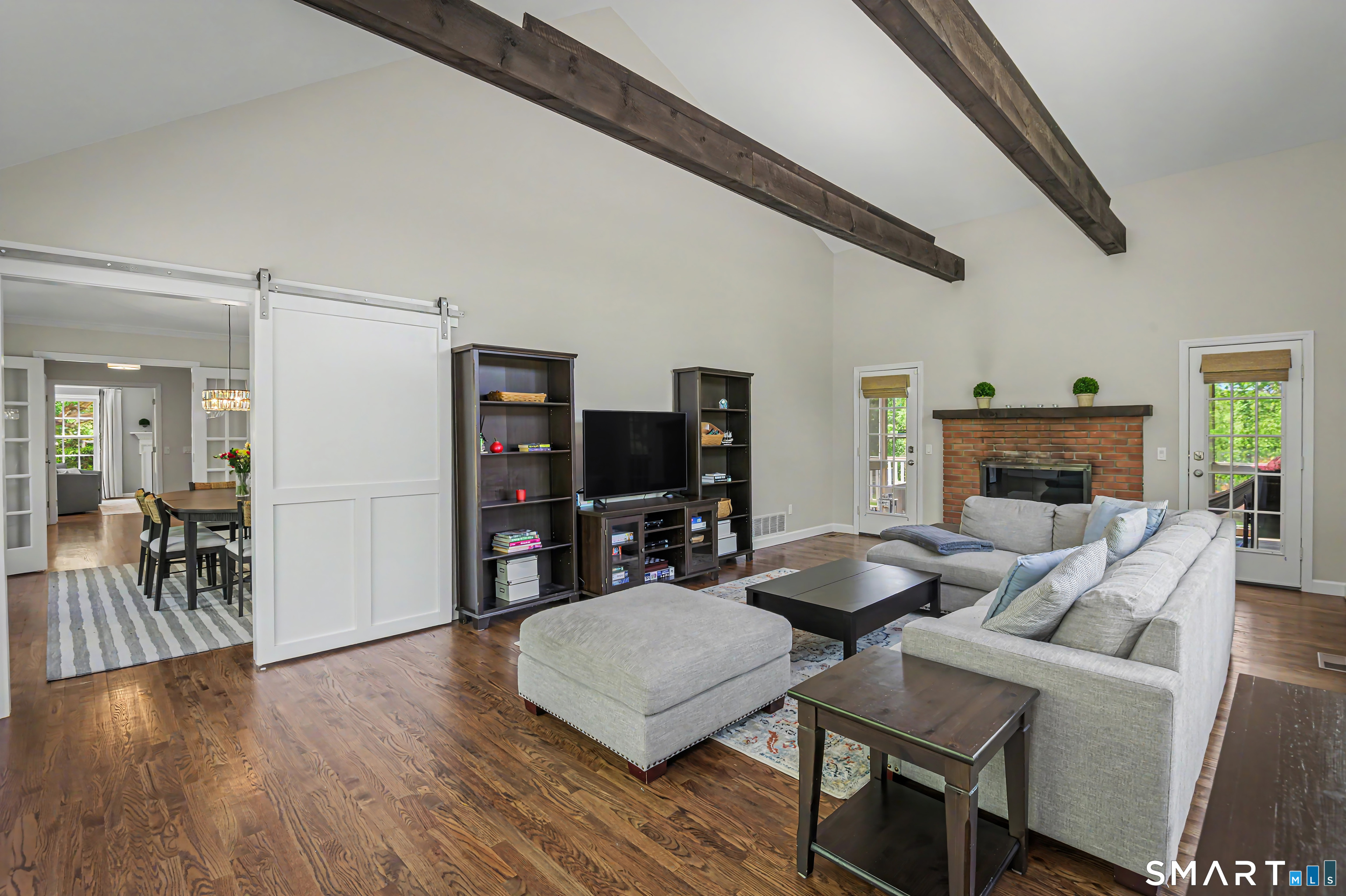 9 Schoolhouse Place Ridgefield, CT 06877 - Photo 10 of 40