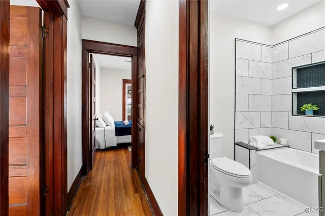 $174,900 | 106 West Avenue, De Witt, NY 13057