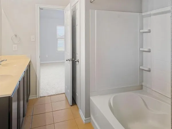 $2,300 | 2820 Stonewall Lane, Fort Worth, TX 76123