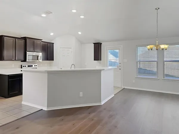 $2,300 | 2820 Stonewall Lane, Fort Worth, TX 76123