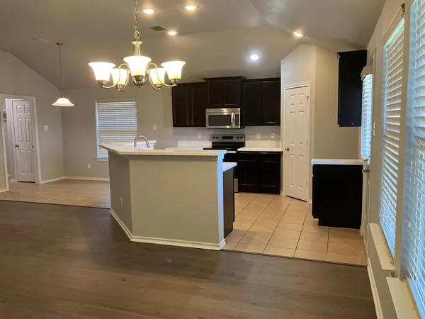 $2,300 | 2820 Stonewall Lane, Fort Worth, TX 76123