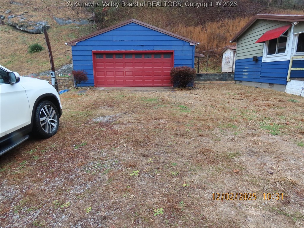 2826 Lens Creek Road Hernshaw, WV 25107 - Photo 5 of 16 Gallery Image 5