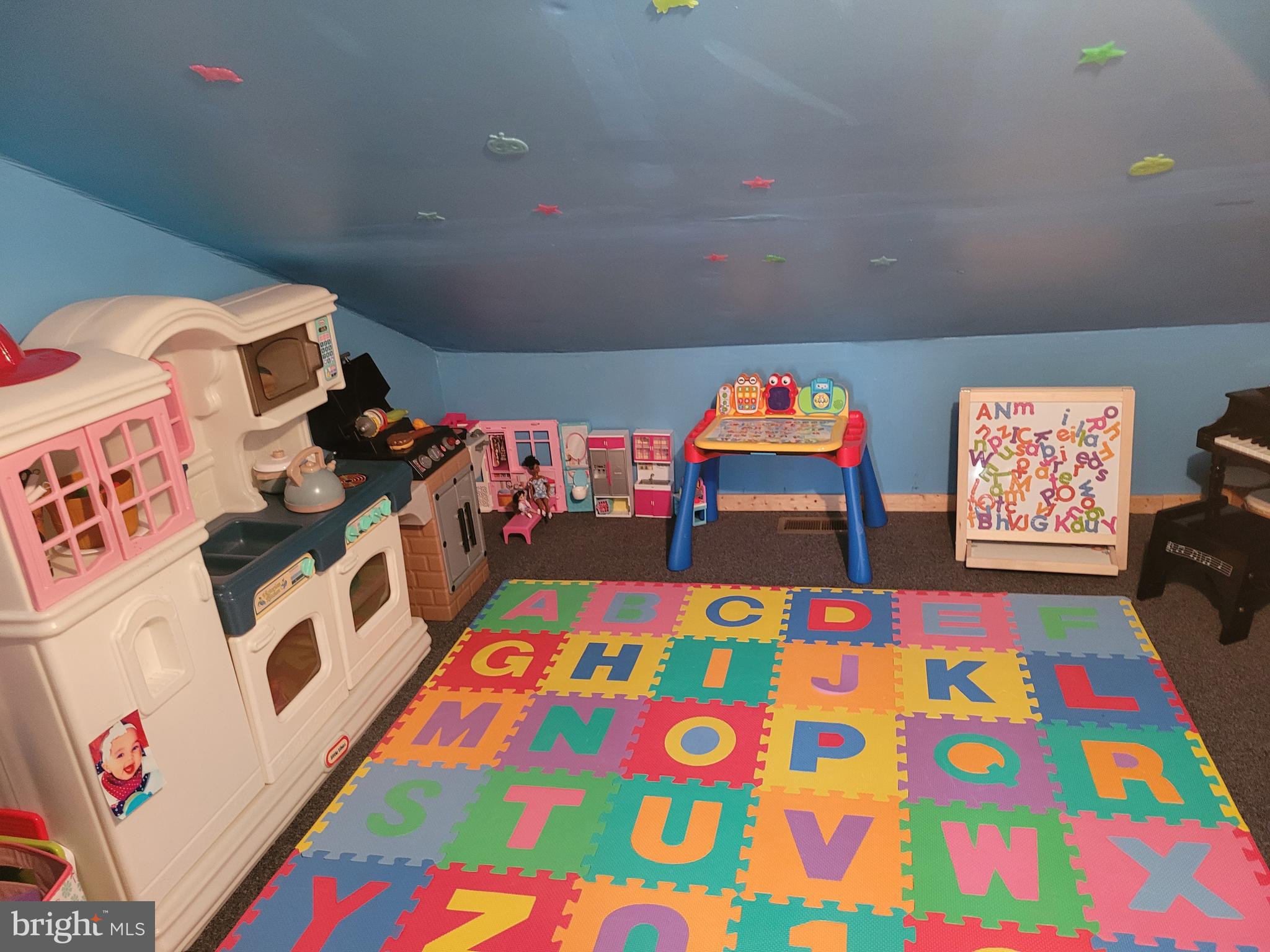154 Stratton Lane Mount Laurel, NJ 08054 - Photo 17 of 20 Gallery Image 17