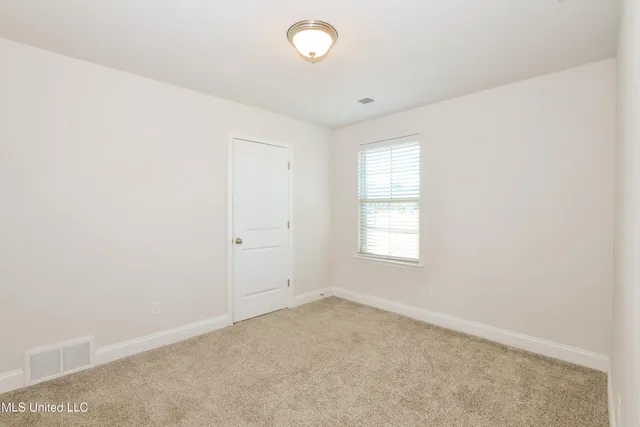 $2,370 | 7826 Ferndale Drive, Olive Branch, MS 38654