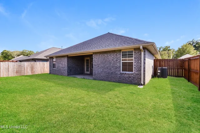 $2,370 | 7826 Ferndale Drive, Olive Branch, MS 38654