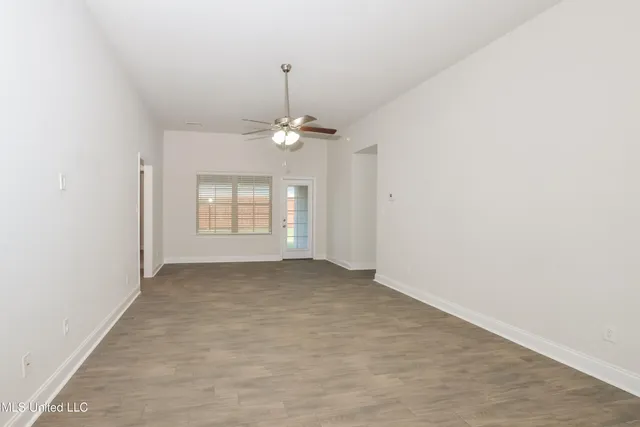 $2,370 | 7826 Ferndale Drive, Olive Branch, MS 38654