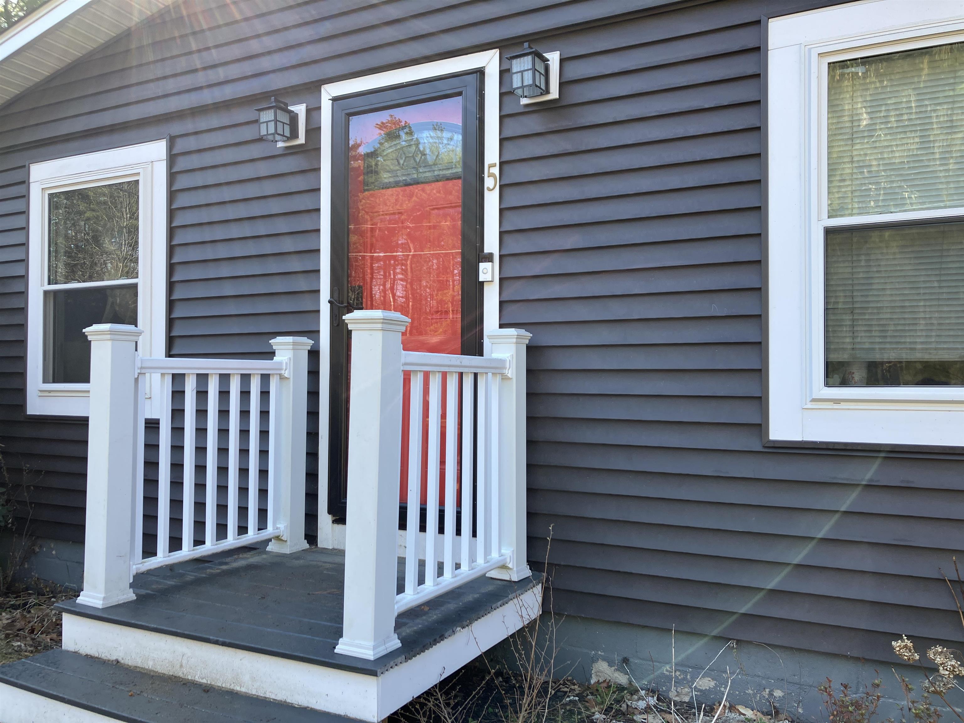5 Jefferson Avenue Rochester, NH 03867 - Photo 1 of 17 Gallery Image 1