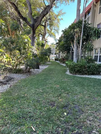 $1,850 | 777 South Federal Highway, Unit 511RP, Pompano Beach, FL 33062