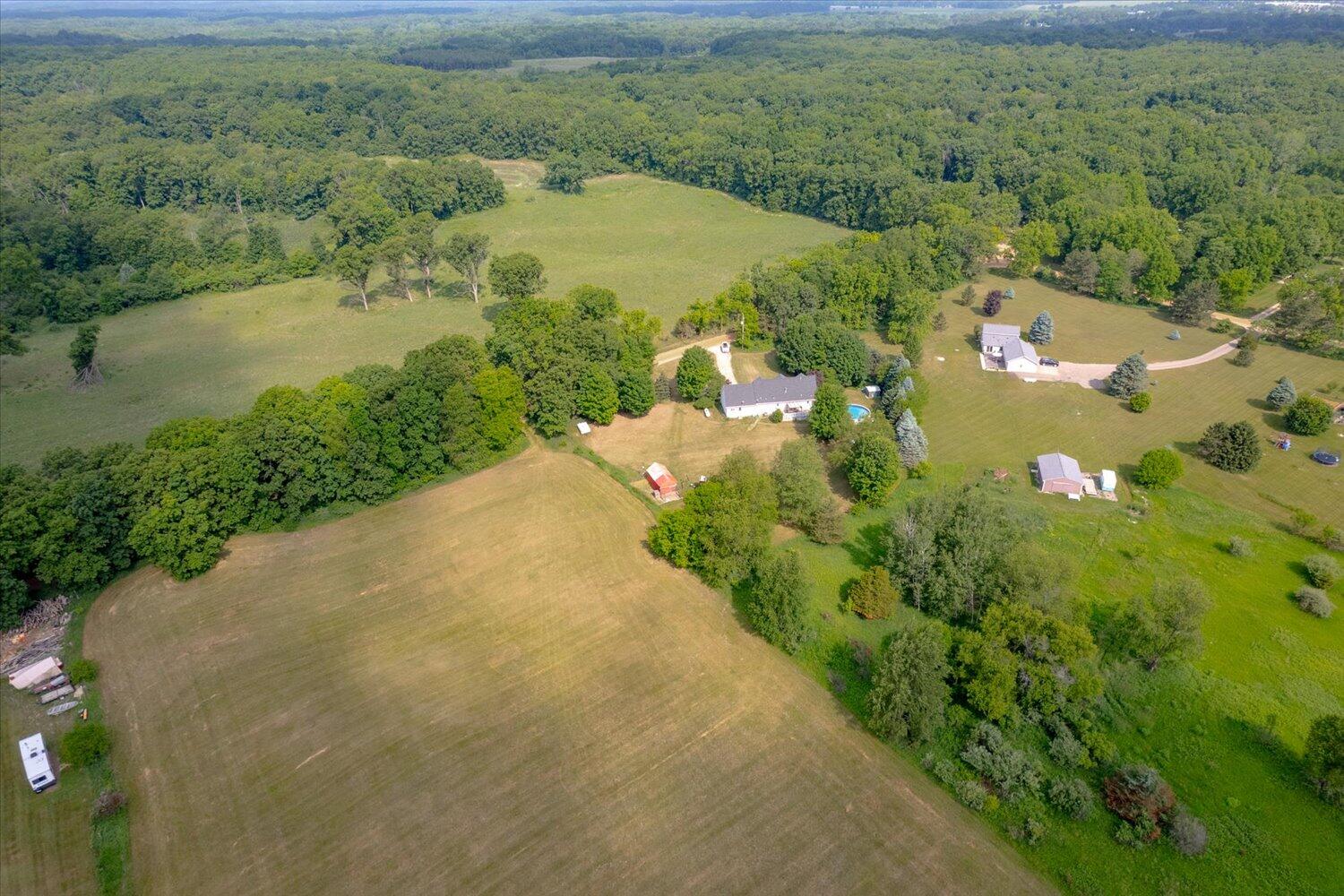 105 South Irving Road Hastings, MI 49058 - Photo 30 of 31 30-WM105Sirvingdrone-5