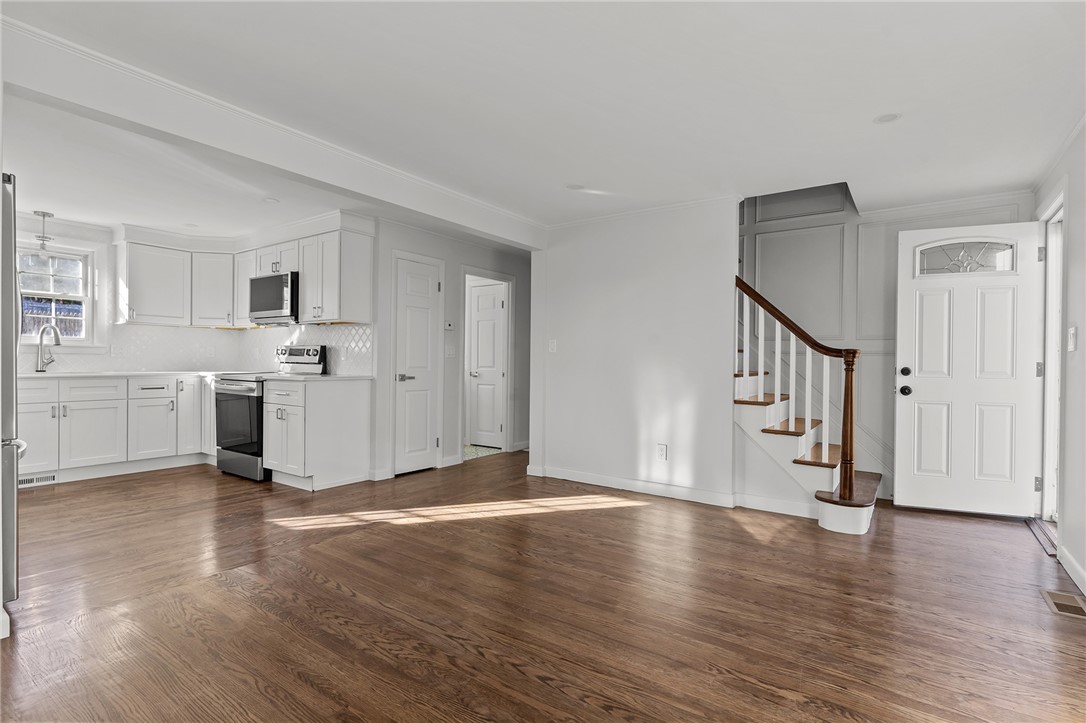 15 R Milton (r Rear) Street Johnston, RI 02919 - Photo 10 of 22 Gallery Image 10