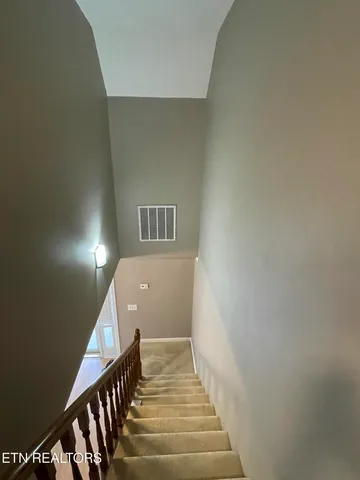 $1,700 | 2006 Silverbrook Drive, Knoxville, TN 37923