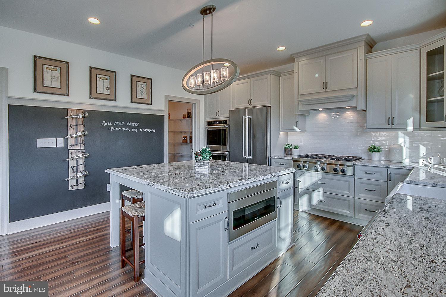 5464 Sanderling Road Doylestown, PA 18902 - Photo 9 of 18 Gallery Image 9