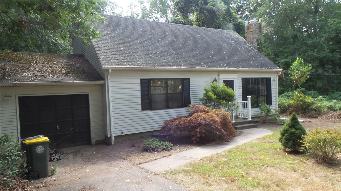 114 Burlingame Road Smithfield, RI 02917 - Photo 1 of 18 Gallery Image 1