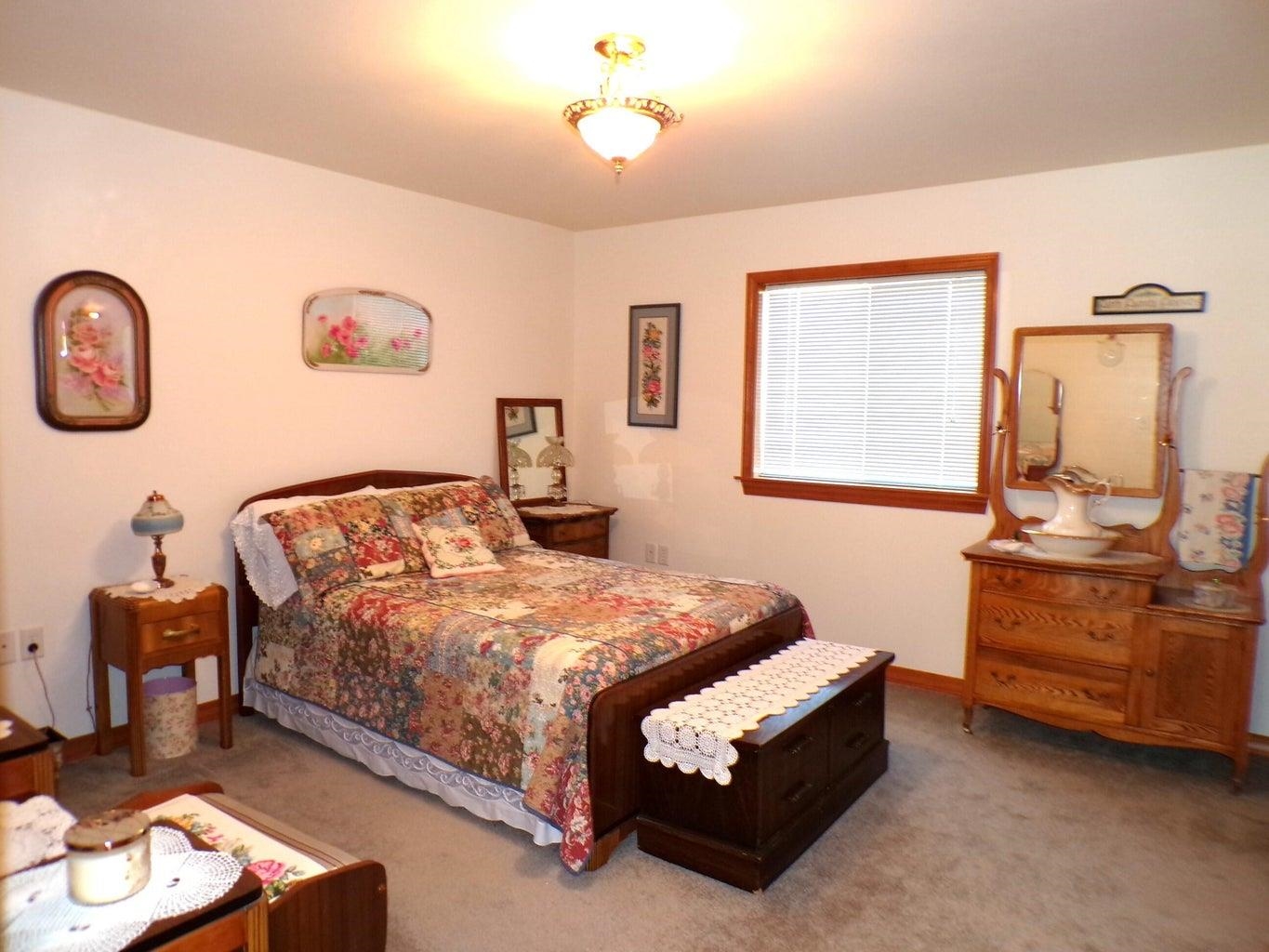 1049 B Deaver Road Evans, WA 99126 - Photo 12 of 50