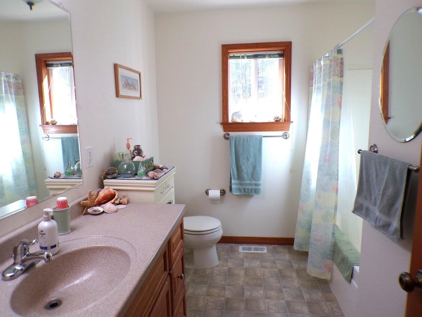 1049 B Deaver Road Evans, WA 99126 - Photo 15 of 50