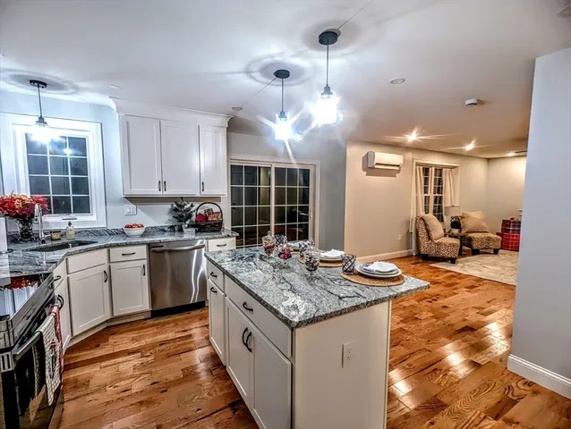 $1,190,000 | 72 Cottage Lane, Templeton, MA 01468