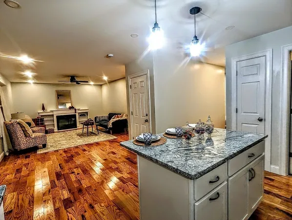 $1,190,000 | 72 Cottage Lane, Templeton, MA 01468