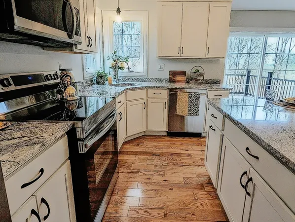 $1,190,000 | 72 Cottage Lane, Templeton, MA 01468