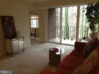 1542 Northgate Square, Unit 22A Reston, VA 20190 - Photo 2 of 8 Interior (General)
