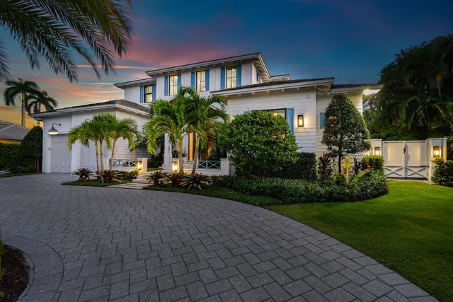a view of a house with backyard porch and patio