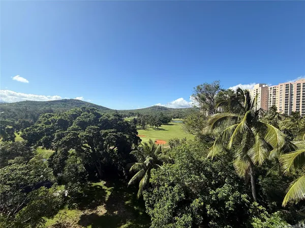 $2,900 | 5333 Likini Street, Unit 606, Honolulu, HI 96818