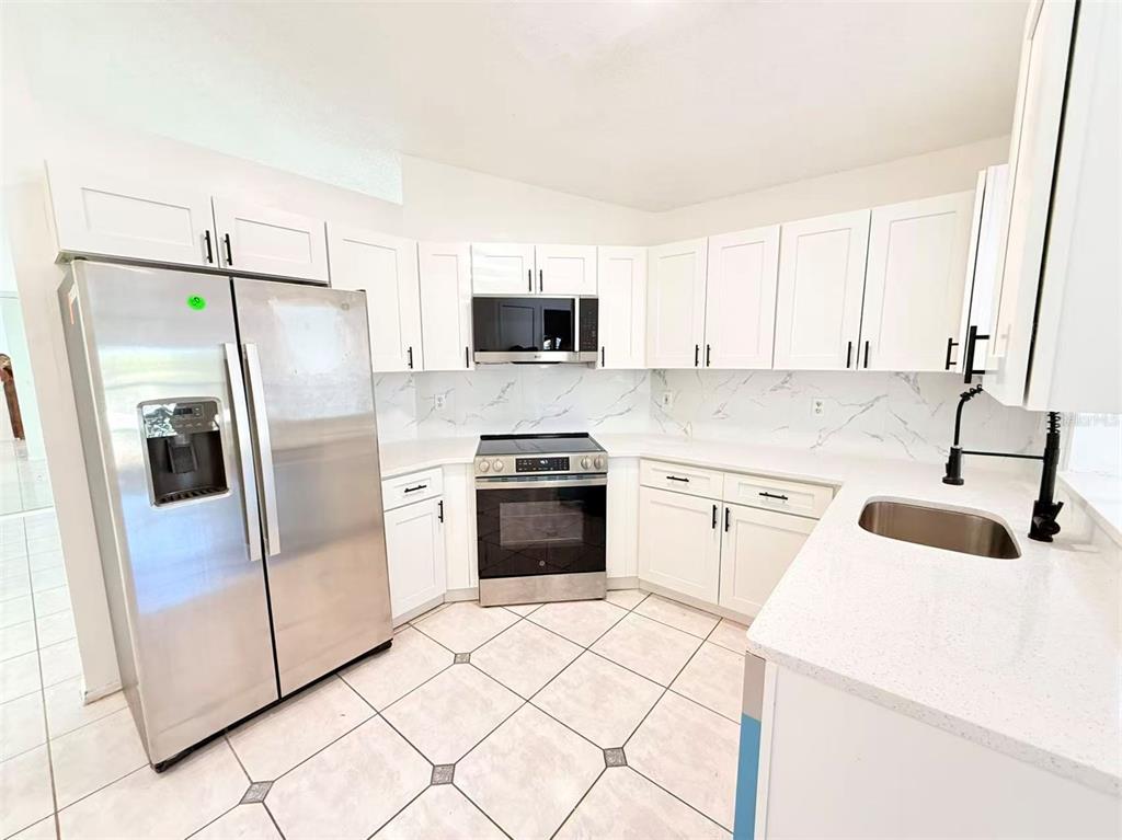 11118 Einbender Road Orlando, FL 32825 - Photo 2 of 13