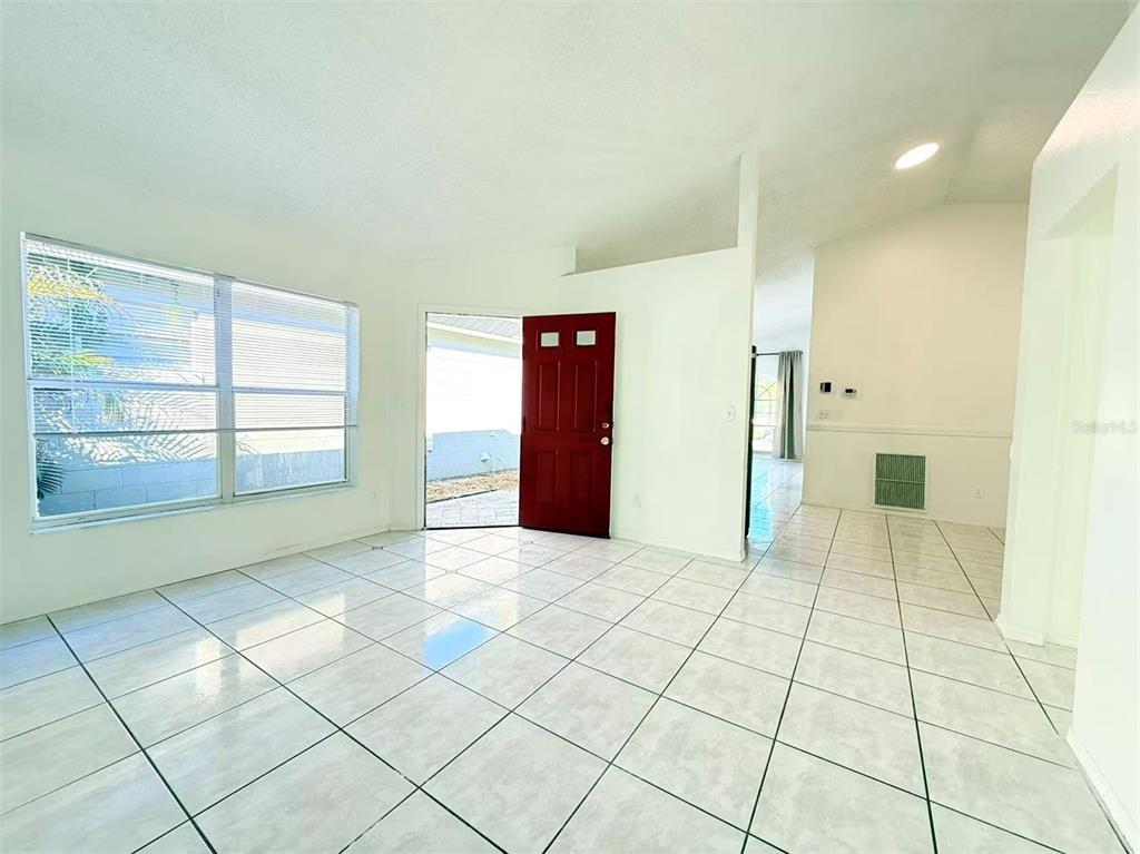 11118 Einbender Road Orlando, FL 32825 - Photo 7 of 13