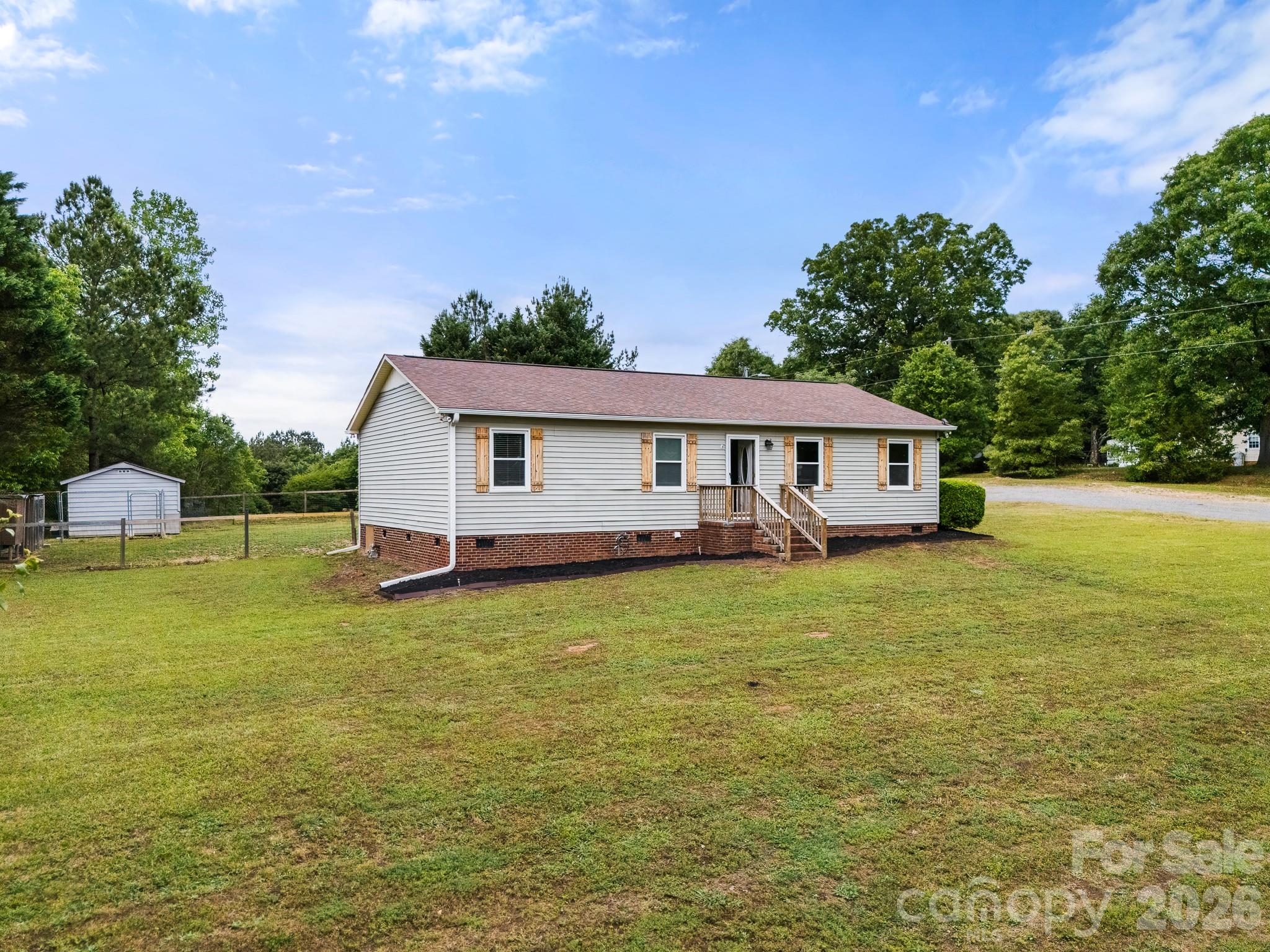 5129 State Road 51 Edgemoor, SC 29712 - Photo 3 of 35