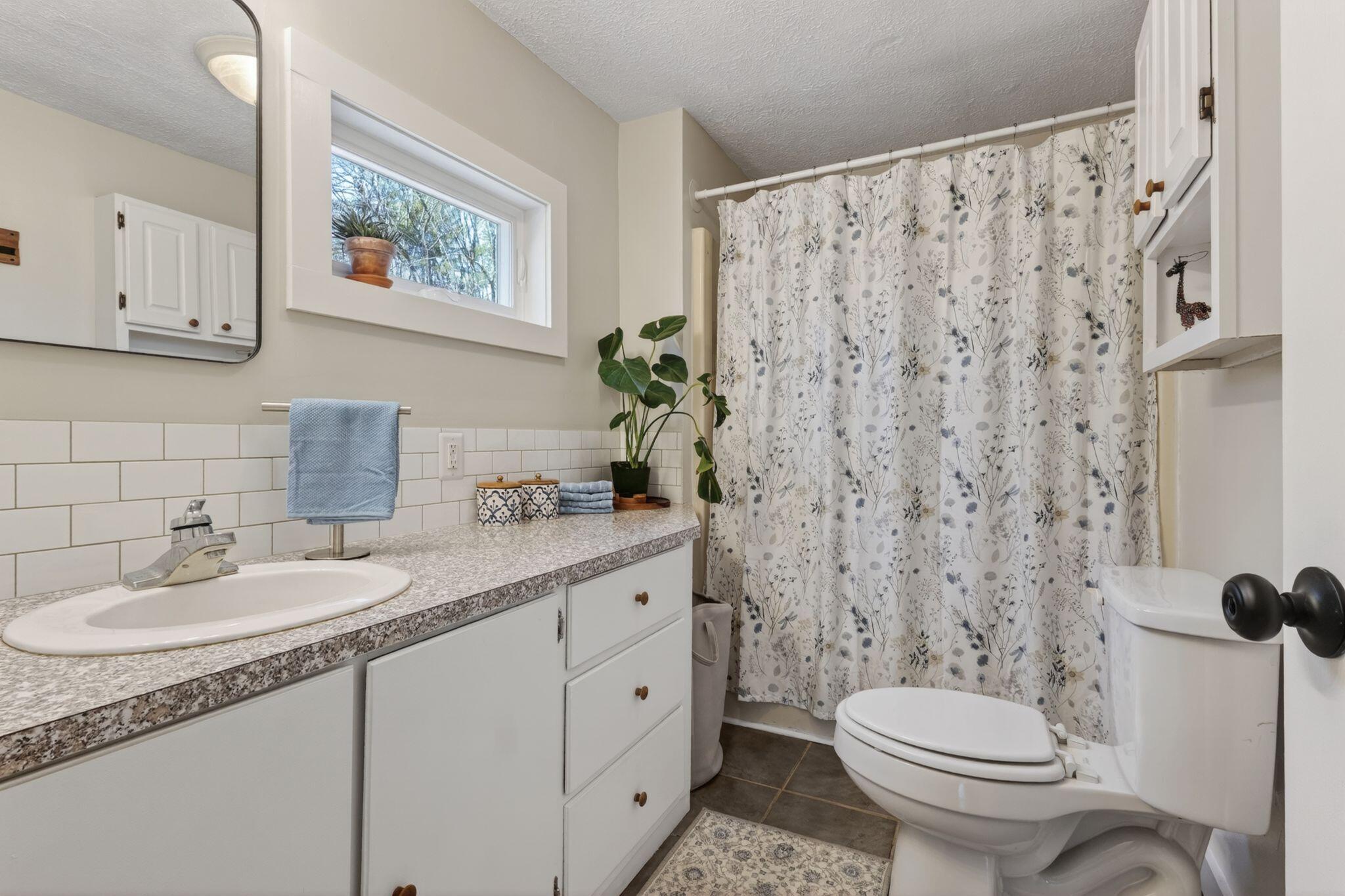 34 Tow Path Road Gorham, ME 04038 - Photo 16 of 40 34_Tow_Path_Rd_045