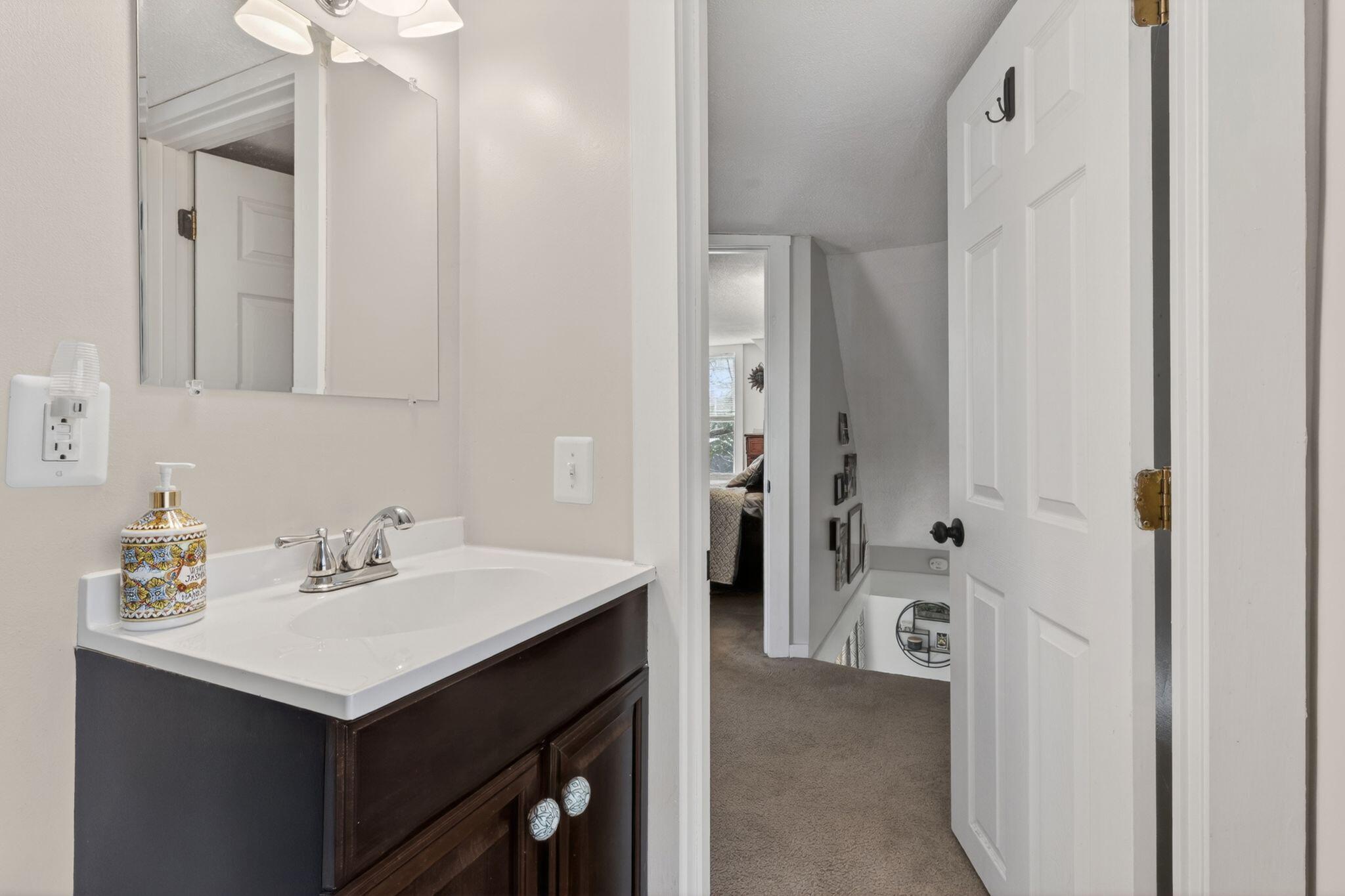 34 Tow Path Road Gorham, ME 04038 - Photo 20 of 40 34_Tow_Path_Rd_057