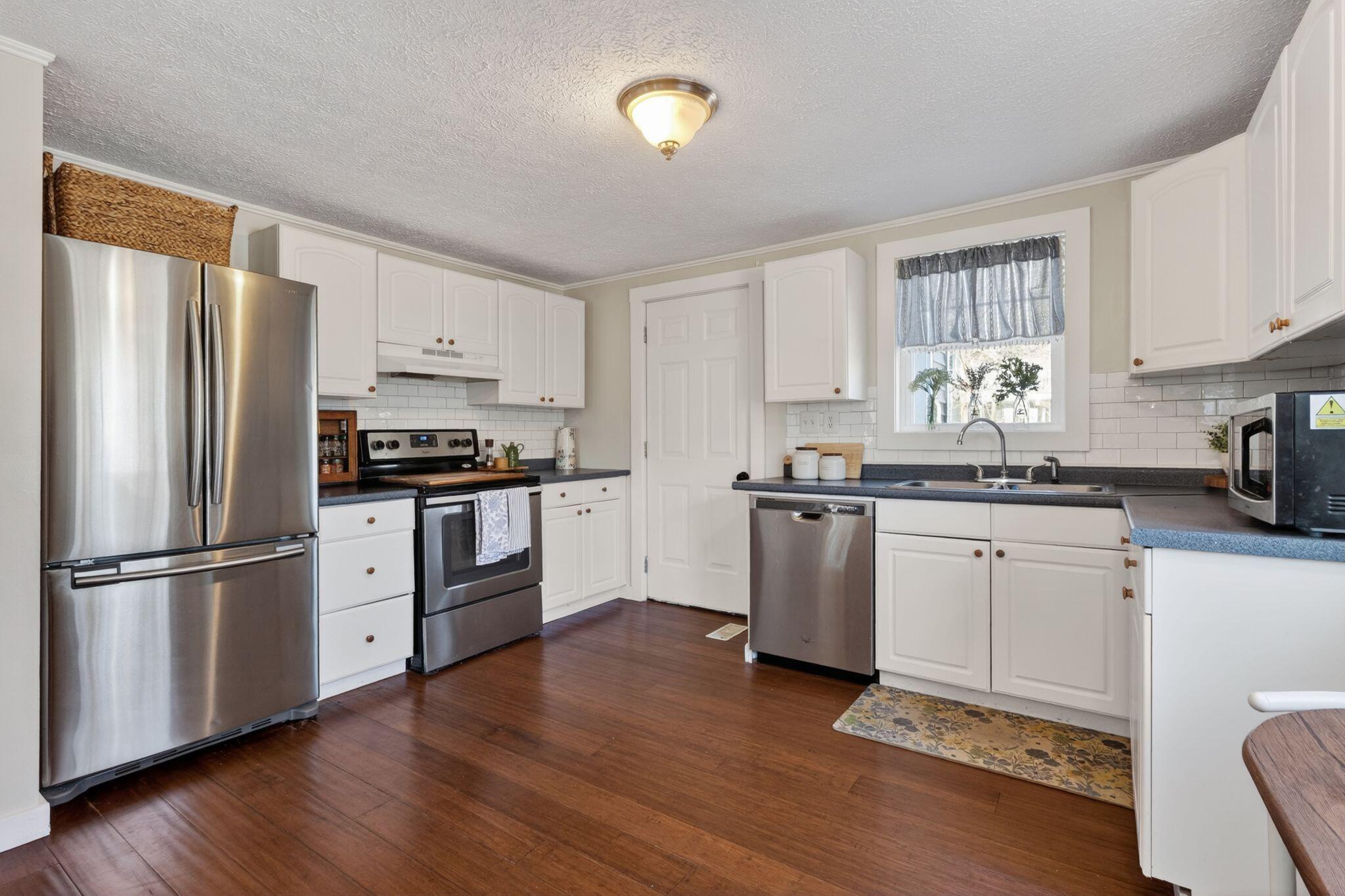 34 Tow Path Road Gorham, ME 04038 - Photo 7 of 40 34_Tow_Path_Rd_018