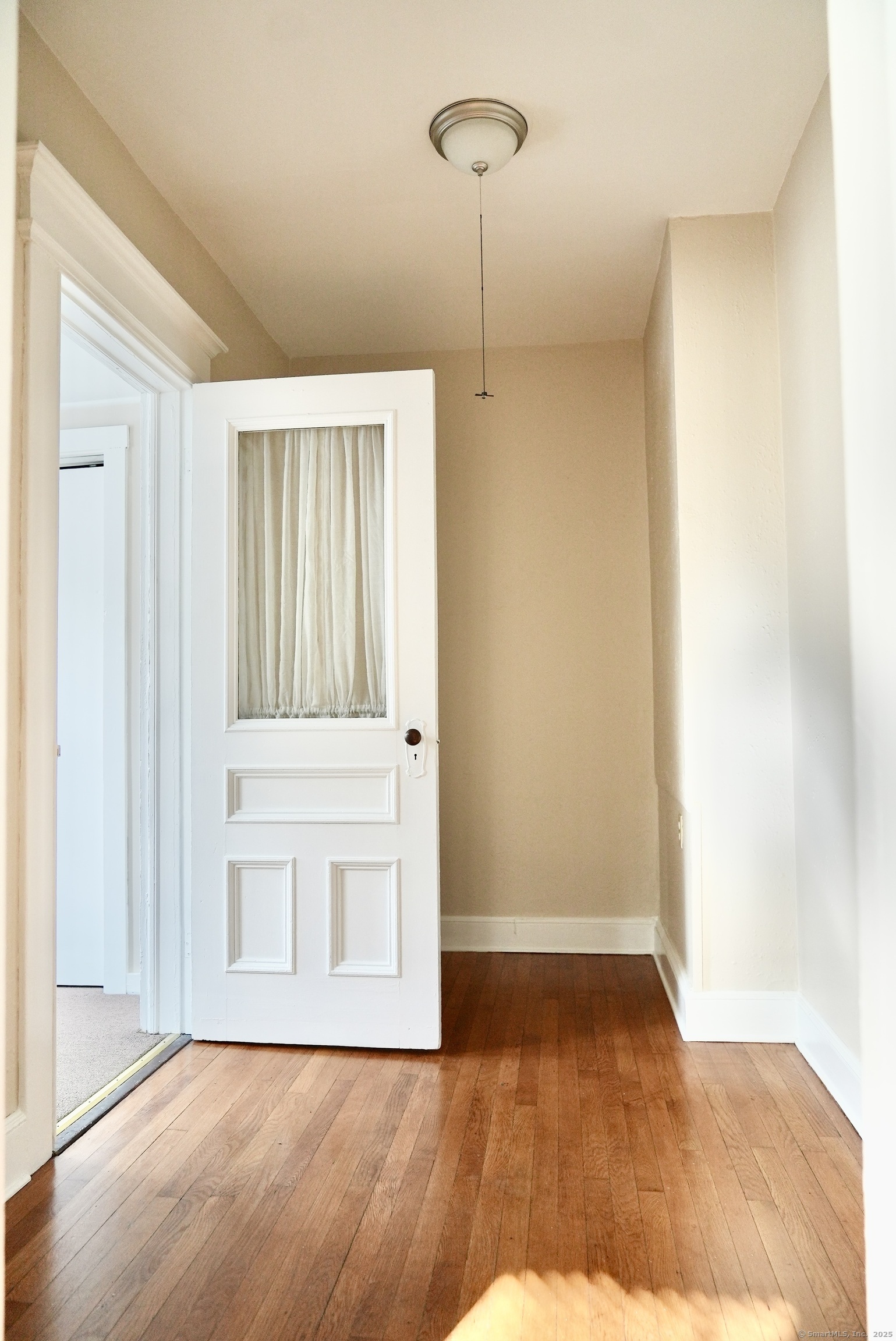 39 Pardee Place New Haven, CT 06515 - Photo 13 of 32 a view of an empty room with a window