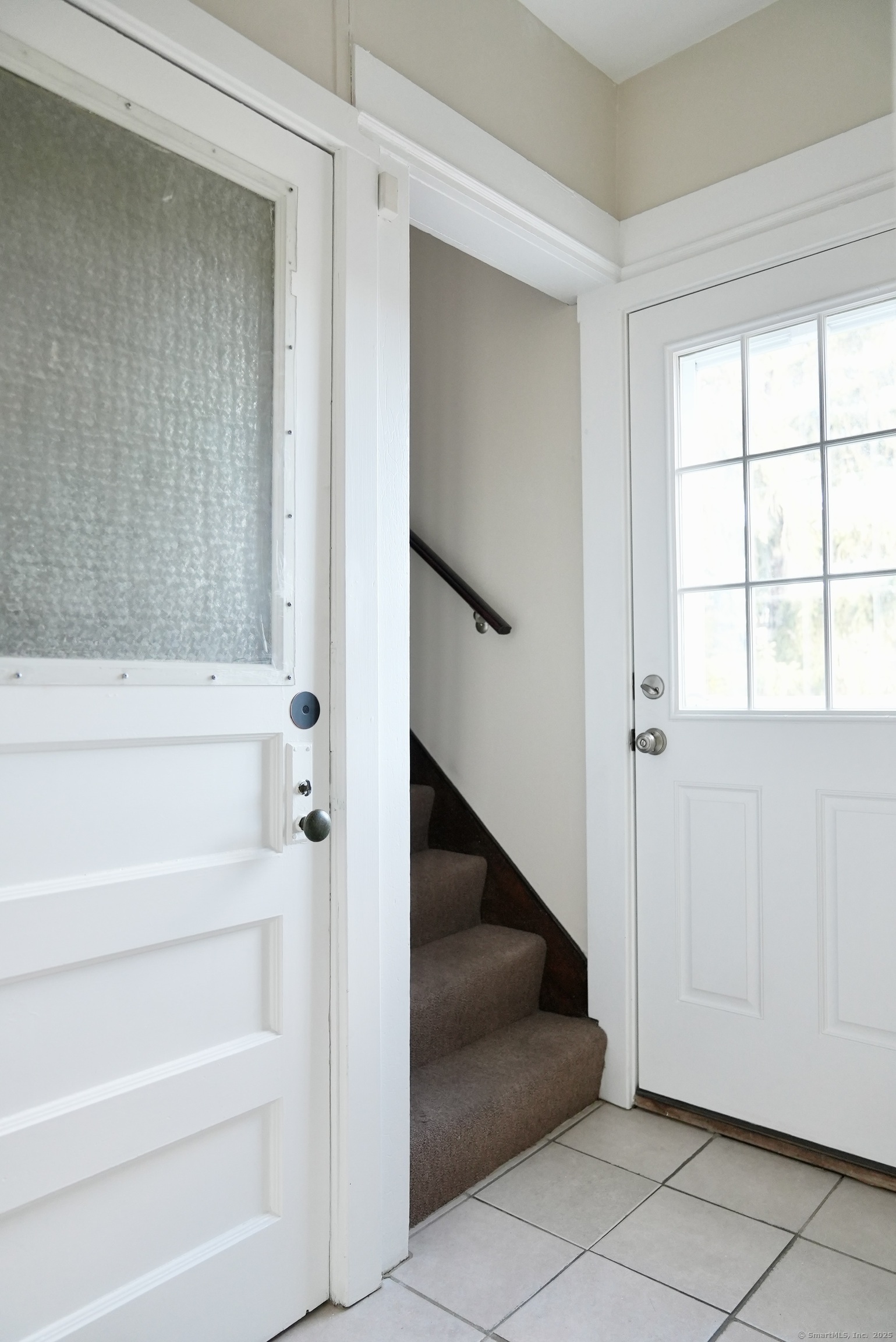 39 Pardee Place New Haven, CT 06515 - Photo 22 of 32 a view of front door