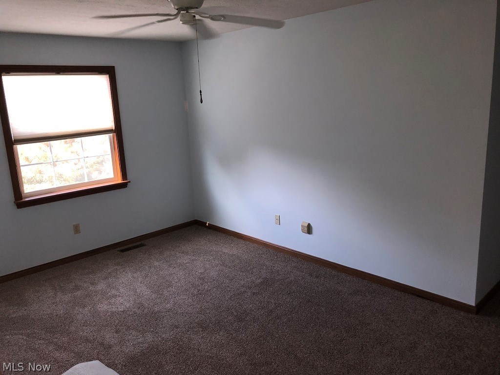 2238 Abbey Road, Unit 13 Akron, OH 44312 - Photo 14 of 16