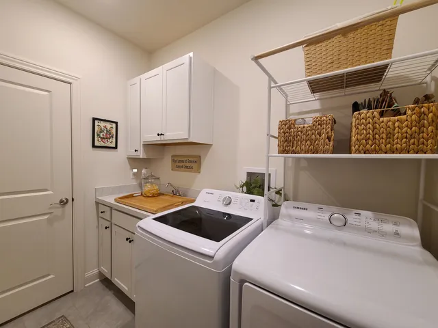 $355,990 | 609 Cadence Circle, Lake Geneva, WI 53147