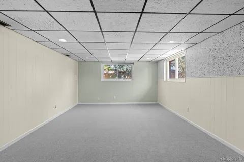 a view of a livingroom with a dishwasher